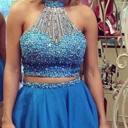 Luxury Two Pieces Sequined Homecoming Dresses..