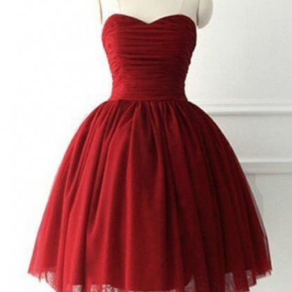 Burgundy Ruched Sweetheart Short Tulle Homecoming..