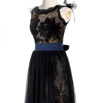 A-line Scoop Homecoming Dress,short Black Lace..