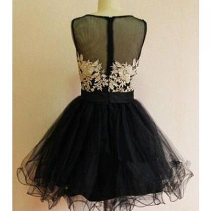 Black Homecoming Dresses Zippers Sleeveless Lace..