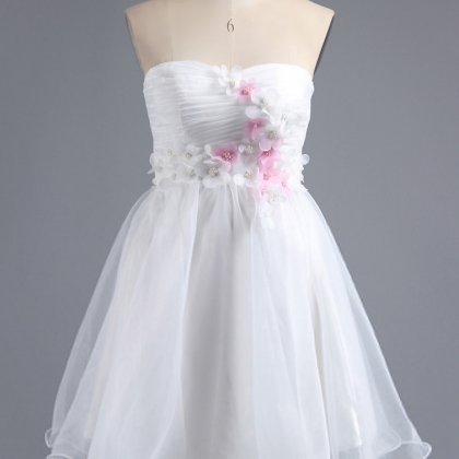 White Sweetheart Homecoming Dress With 3-d..
