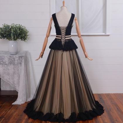 Prom Dresses , Black Tulle And Applique Wedding..