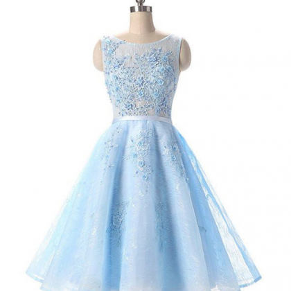 Light Blue Appliqued Sleeveless Lace Homecoming..