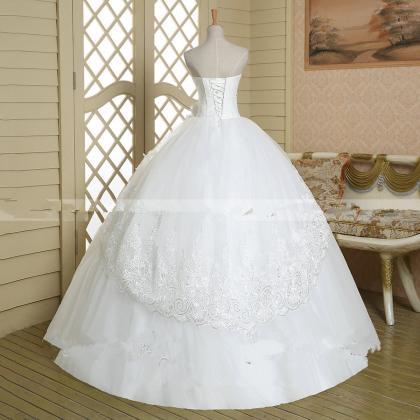 Romantic Ball Gown Strapless Wedding Dresses..