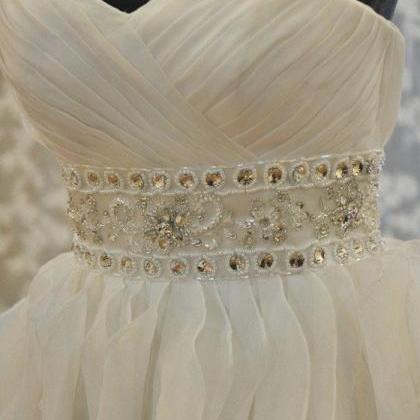Charming Strapless Sweetheart Neck Lace Up..