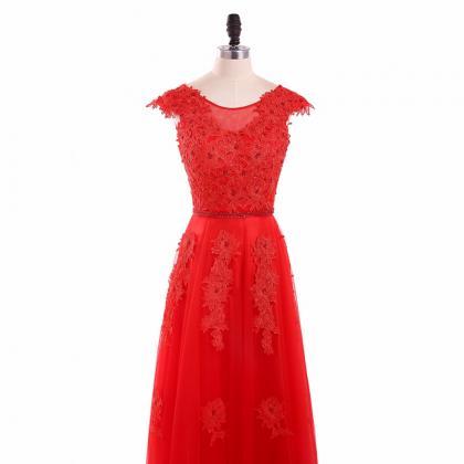 Red Dress Opened Long Neck Veils Evening Gown..