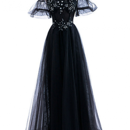 Black Veils The Rebellious Short-sleeved Dress..