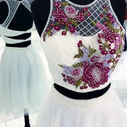 White Round Neck Two Pieces Beads Short Prom..