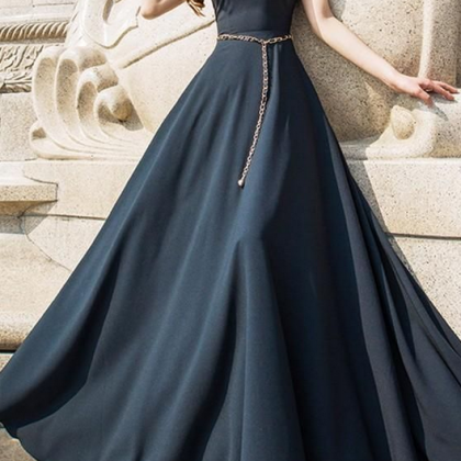 Black Round Neck Elegant Maxi Dress