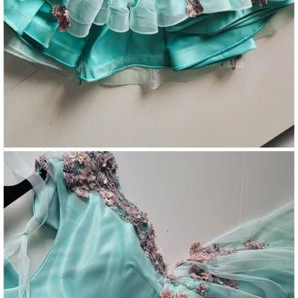 Light Green Tulle Short 3d Lace Applique Prom..