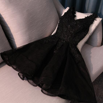 Fashion Lux Black Lace Short Prom Dress,v Neck..