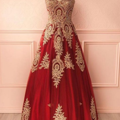 Fashion Lux Red Sweetheart Neck Lace Applique Long..