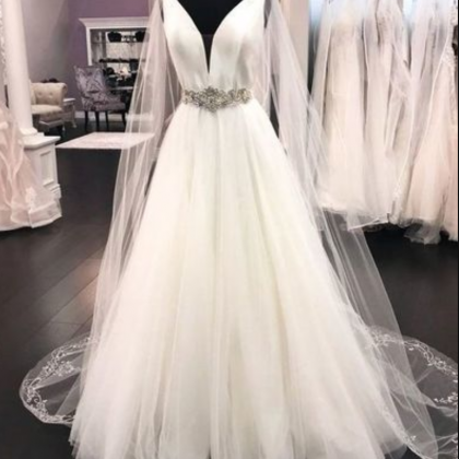 Fashion Lux Ivory V Neck Tulle A Line Wedding..