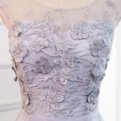 Gray Round Neck Tulle Lace Applique Long Prom..