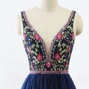 V-neck Floral Embroidery Short Homecoming Dress