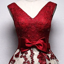 Burgund Lace V Neck Short Prom Dress, Homecoming..