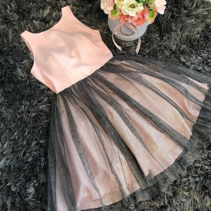 A-line Round Neck Pink Tulle Homecoming Dress