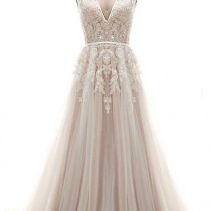Elegant A-line V-neck Lace Tulle Formal Prom..