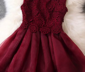 Red Sequins Classic Short Juniors Homecoming Dress