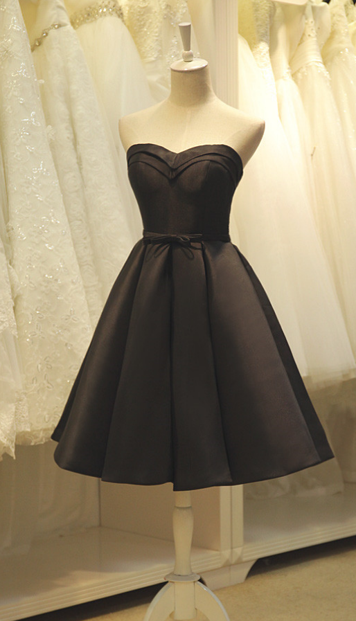 Sweetheart Black Homecoming Dress,knee Length Homecoming Dresses