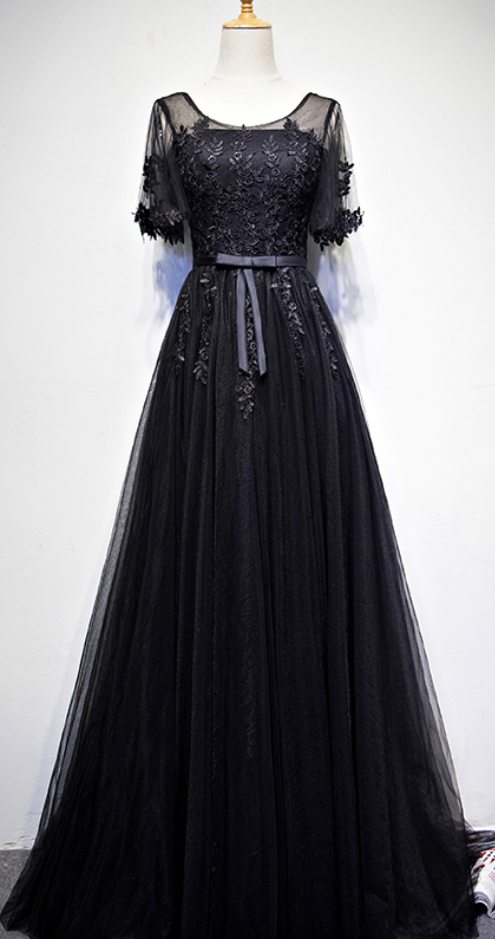 Pin by زاهر السوادي on البسة | Elegant maxi dress, Fashion dresses, Stylish  dresses for girls