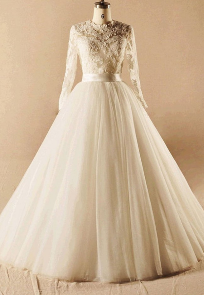 Modest Long Sleeves Ball Gown Big Lace Wedding Dresses
