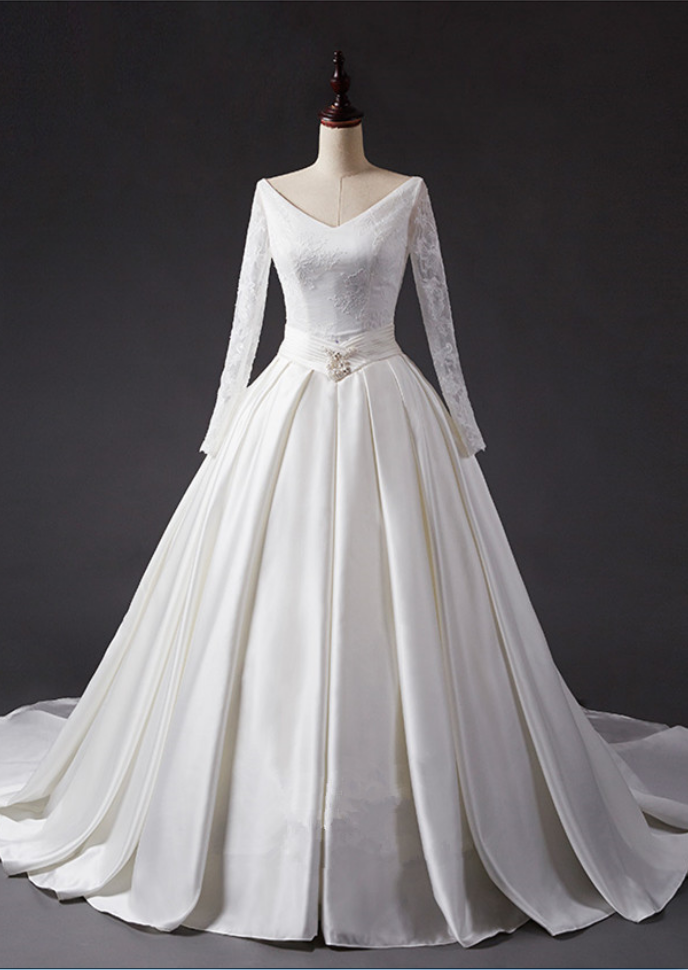 Long Sleeve Heart Hole Back Ball Gown Satin Vintage Wedding Dresses,elegant Satin Wedding Dresses,vestido De Novia,bridal Dresses