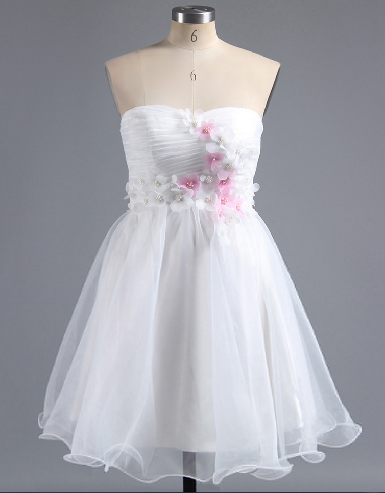 White Sweetheart Homecoming Dress With 3-d Appliques, Floral Short Homecoming Dress, Sweet Organza Homecoming Dress With A Ribbon