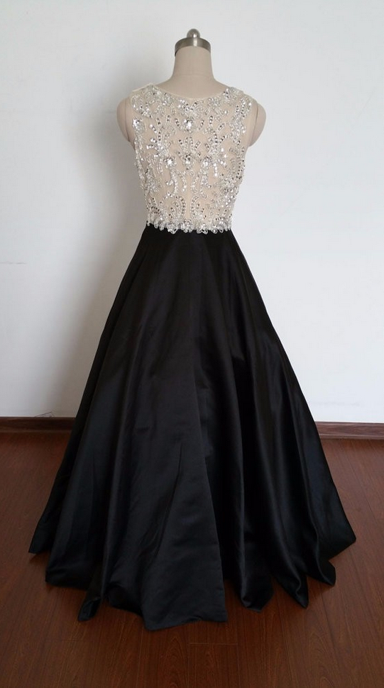 Elegant Black Long A-line Sheer Beaded Tank Cap Sleeve Beaded Top Prom Dresses Vestidos De Fiesta Vestido Longo Prom Gowns