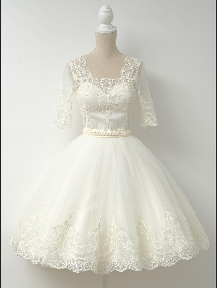 A-line Square Knee-length Half Sleeves Ivory Tulle Bride Wedding Dress With Beading Lace Appliques