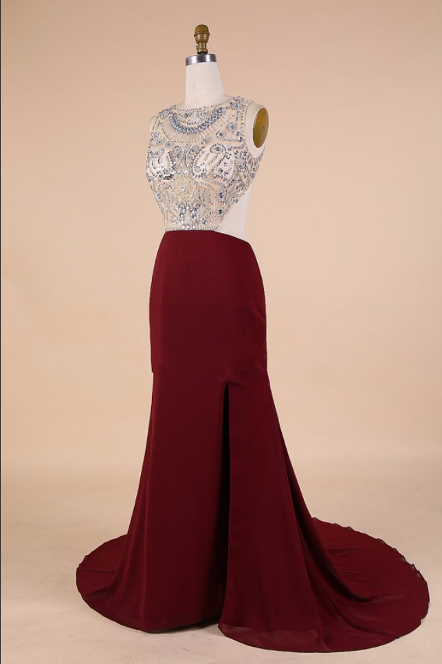 Long Burgundy Prom Dresses Slit Side Chiffon Women Evening Gowns Sexy Backless Cap Sleeve Crystal Beaded Floor Length