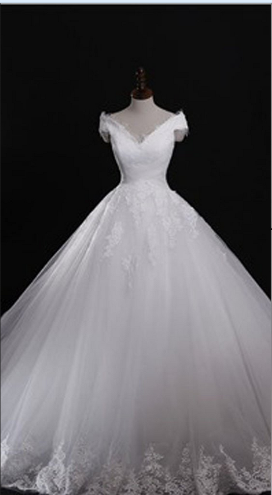 Classic Style Off Shoulder Lace Up Vantage Lace Wedding Dresses