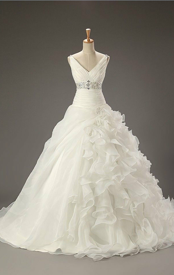 Sexy Wedding Dress, Classic White Wedding Wedding Dress V-neck Spaghetti Straps Pleated Long Tail Wedding Dress Wedding Custom ,shining Wedding