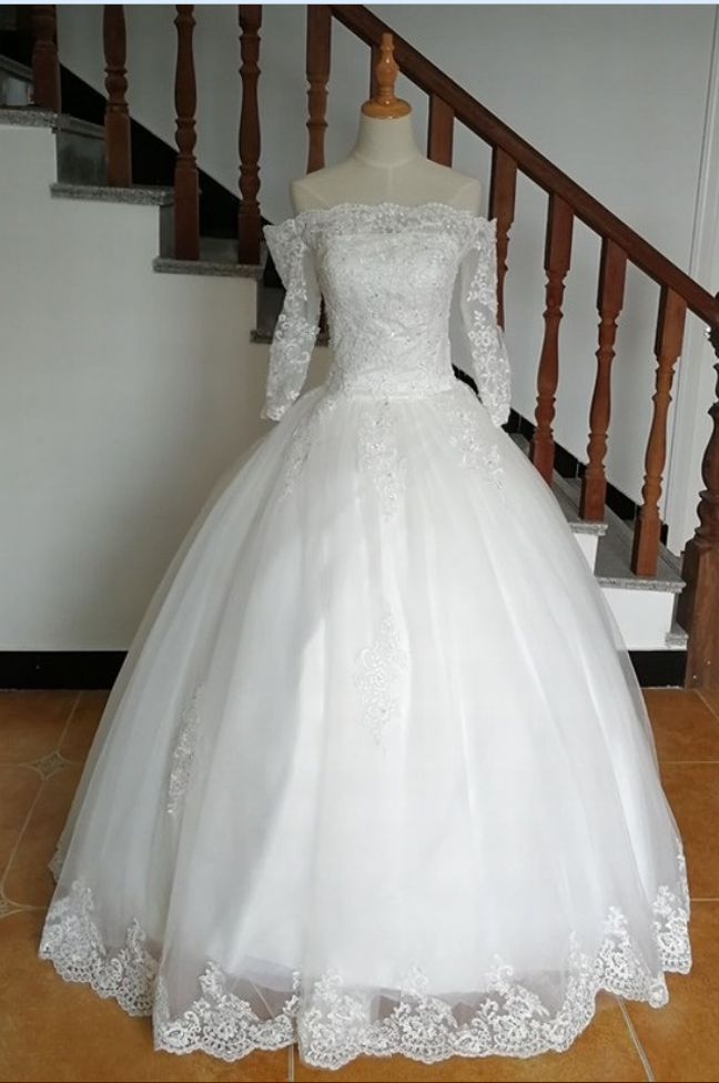A-line Long Sleeve Romantic Wedding Dress,tulle Lace-up Back Lace Bridal Gown
