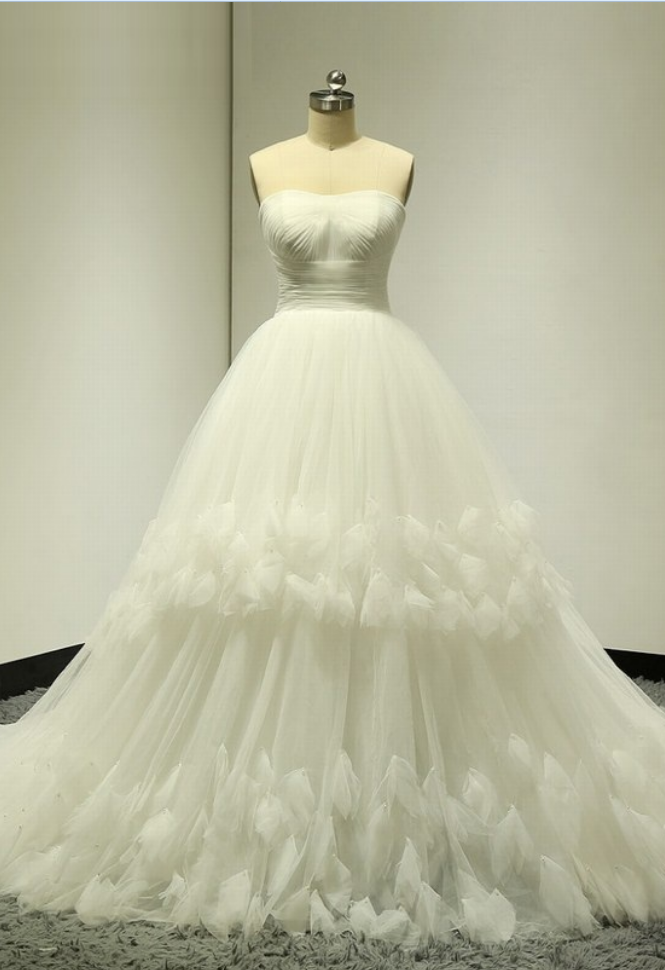 White/ivory Sleeveless Strapless Sweetheart Ball Gown Lace Up Back Wedding Dresses