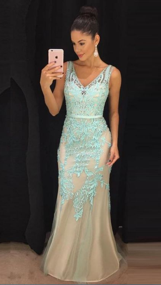 Speical V Neck Mermaid Long Prom Dresses With Appliques,