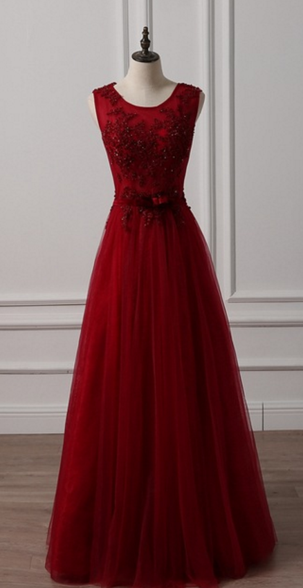 Burgundy Evening Gown, A Dress Skirt, A Tuxedo, A Tight Evening Dress,long Prom Dress