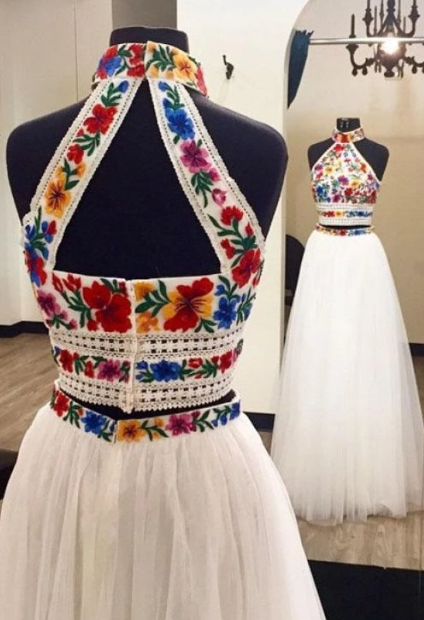 Two Pieces Embroidery Prom Dresses Long 2025 Unique Halter Open Back Formal Dress with Tulle
