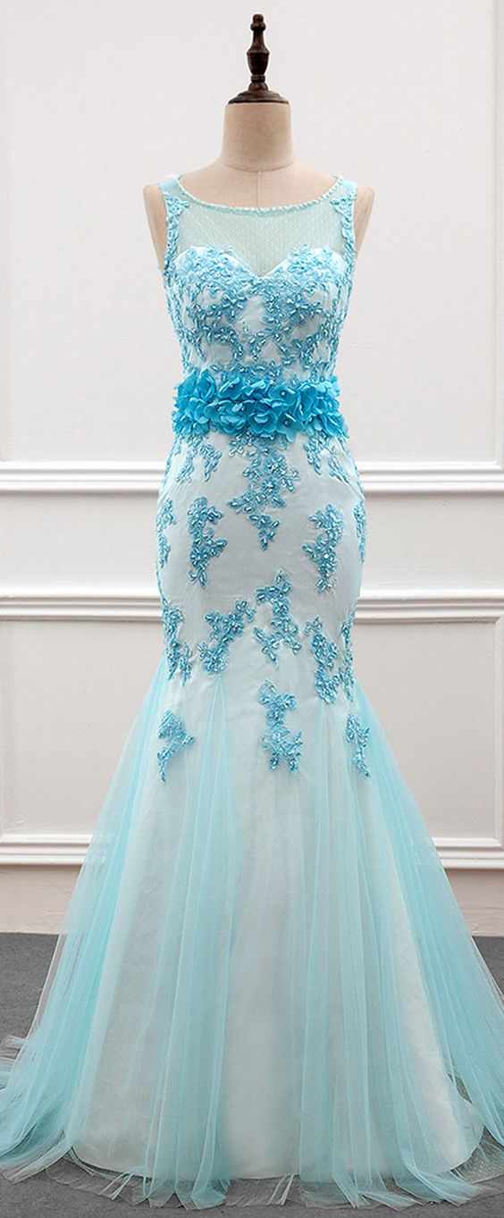Amazing Polka Dot Tulle Scoop Neckline Mermaid Prom Dress With Beaded Lace Appliques & Handmade Flowers