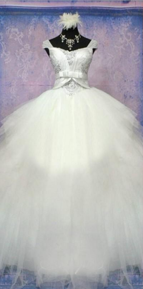 Luxurious Wedding Dress, Crystal Wedding Dress, Ball Gown Wedding Dress, Princess Dress With Beadings, Tulle Wedding Dresses, Bowknot Wedding