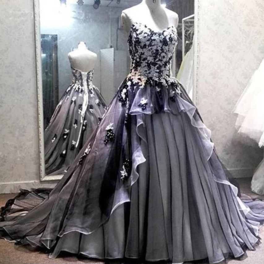 Unique Ivory And Black Tulle Sweetheart Neckline Ball Gown, Lace Up Prom Dress