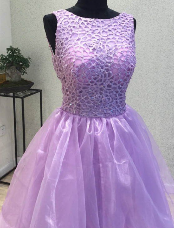 A-line Princess Scoop Neck Sleeveless Appliques Long Prom Dresses