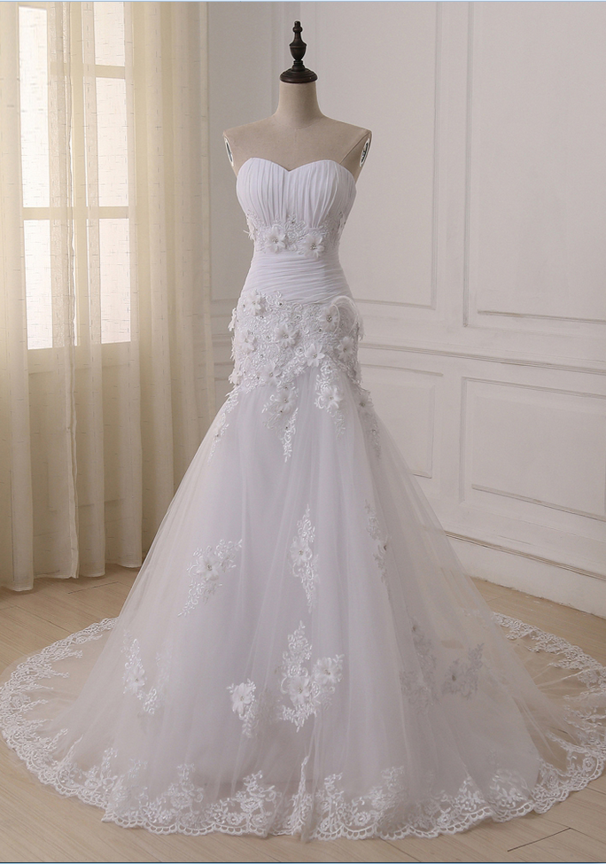 long sleeve a line tulle wedding dress Tulle A-line V-neck Long Sleeve Lace Wedding Dresses with Train Prom D –  Musebridals
