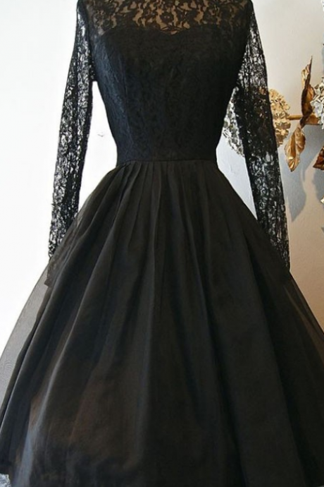 Vintage Style A-line Knee-length Long Sleeves Black Homecoming Dress With Lace