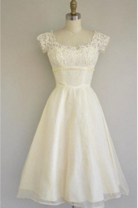 Pretty Classy Comfy Ivory Lace Short Homecoming Dresses
