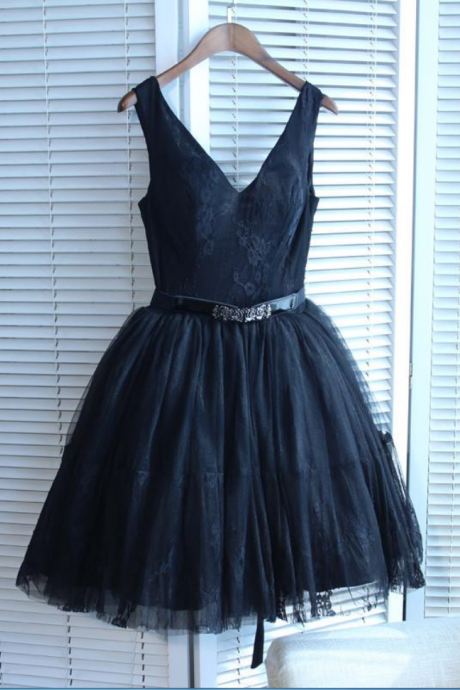 Black Homecoming Dress V-neck Short/mini Prom Dress Juniors Homecoming Dresses
