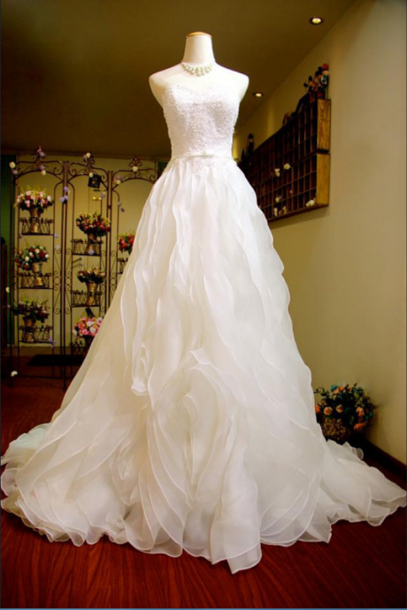 White Ruffle Organza Bridal Dresses Sweetheart Lace Appliques Wedding Dresses