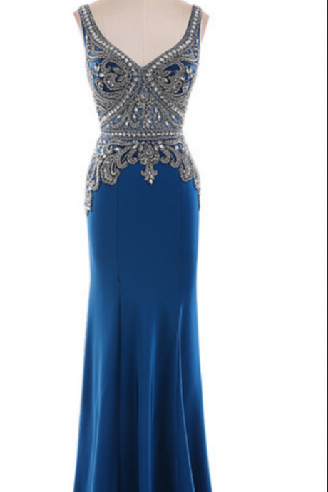 Long Mermaid Evening Gown With Luxurious Beaded Crystal V-neck Strapless Gown