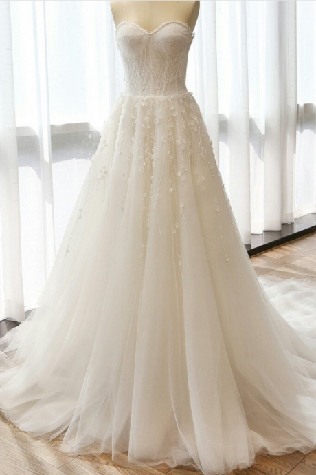  Charming Sweetheart Long A-line Appliques Ivory Tulle Wedding Dresses, 