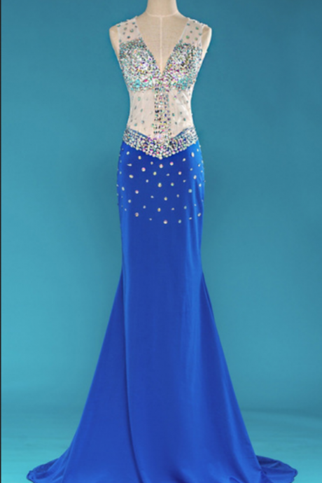 A Long, Luxurious Crystal Evening Gown Of The Mermaids Wore Formal Evening Dresses